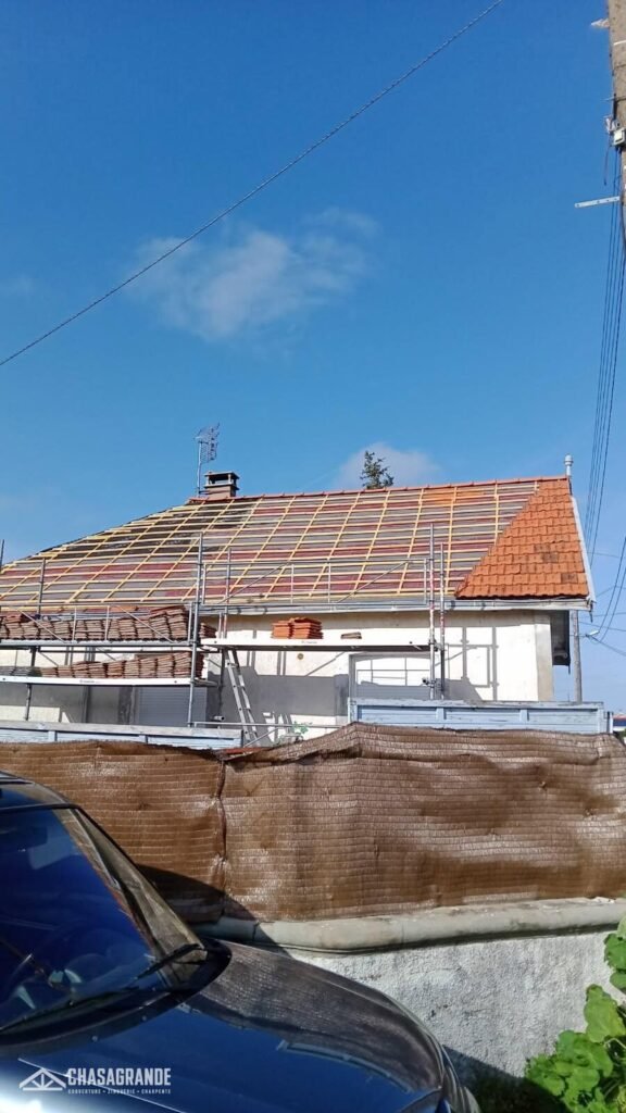 Abergement Velux zinc à Saint-Priest - Couverture Chasagrande